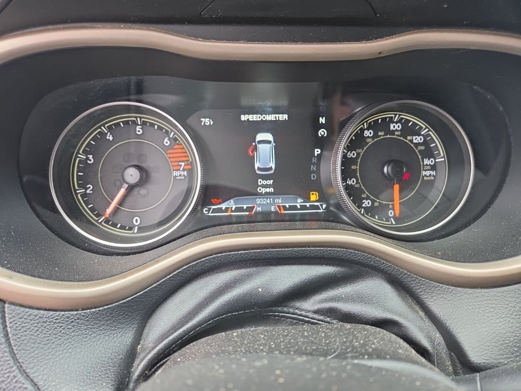Used 2016 Red Jeep Limited image 6