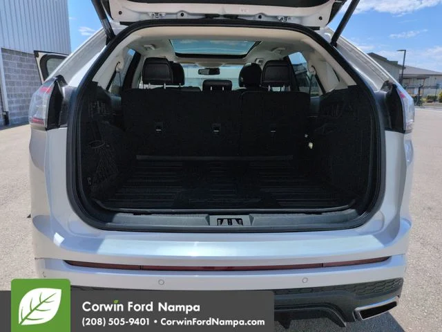 Used 2018 White Ford Sport image 28