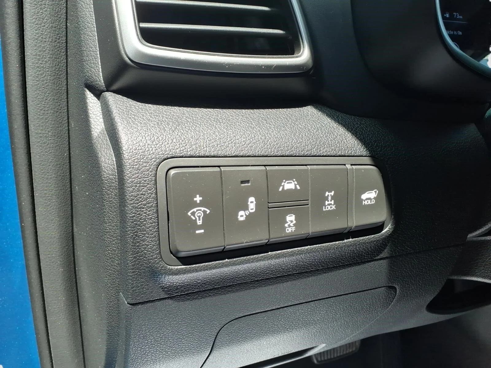 Used 2020 Aqua Blue R2u Hyundai Limited image 16