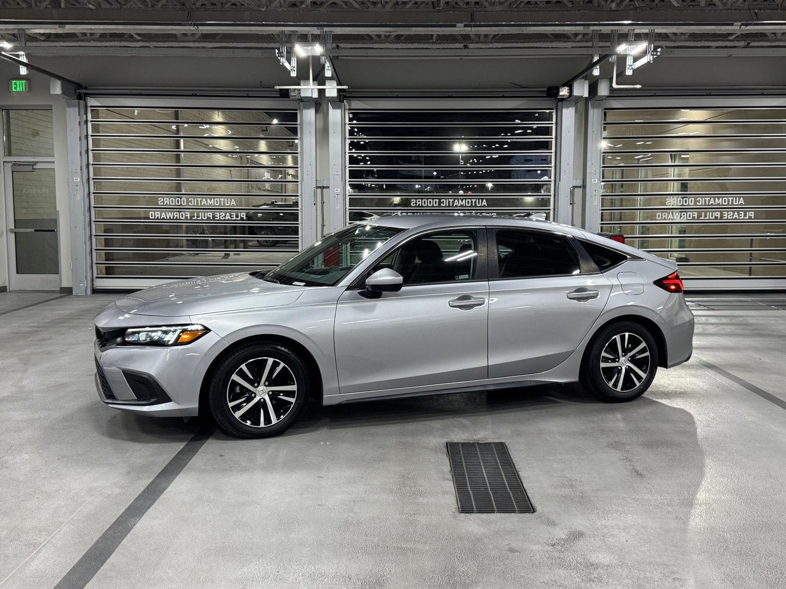 Used 2024 Lunar Silver Metallic honda LX image 1