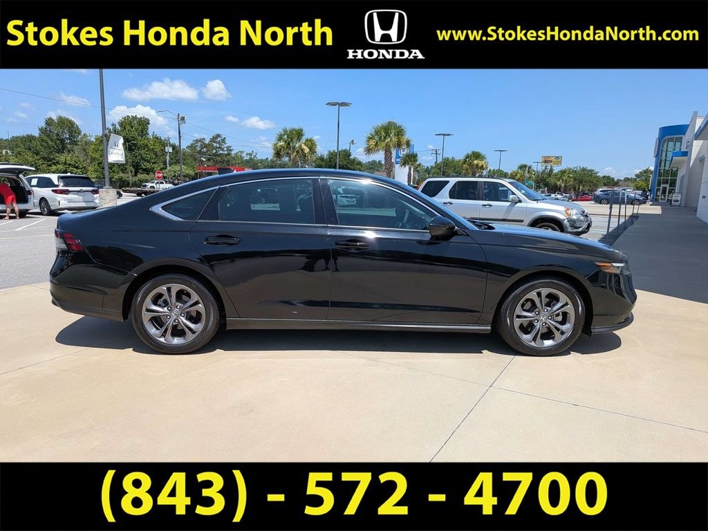 Used 2024  Honda EX image 8