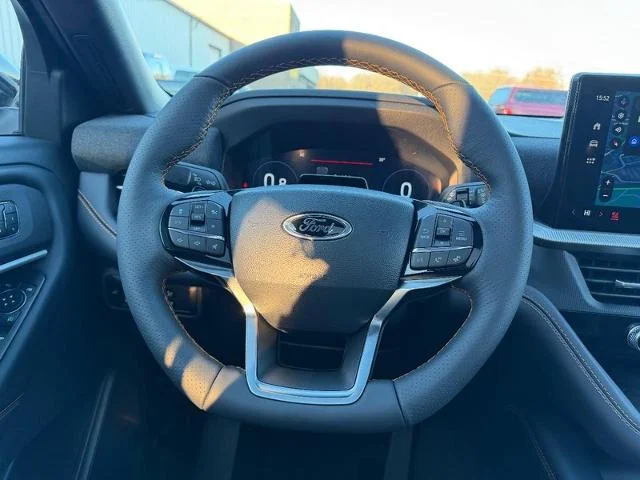 New 2026 Space White Metallic Ford Tremor® image 41