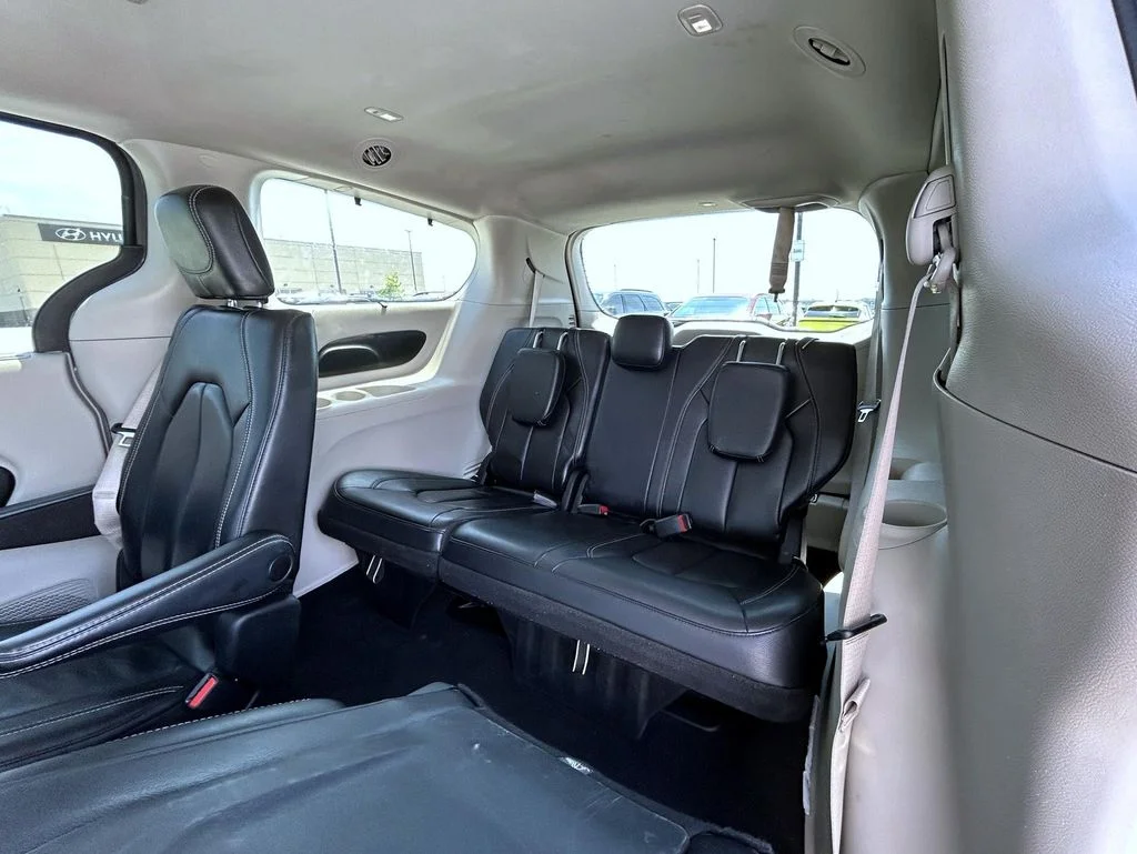 2022 Chrysler Pacifica Touring L - Photo 20