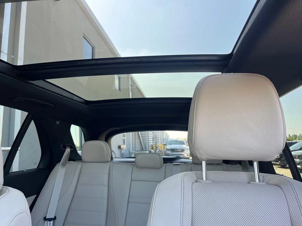 Used 2025 White Mercedes-Benz GLE 450 image 6