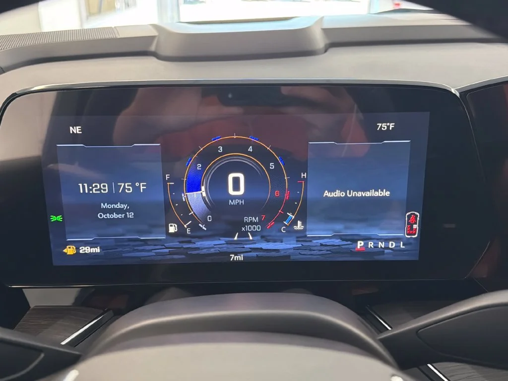 New 2027 Sterling Gray Metallic Chevrolet LT image 18
