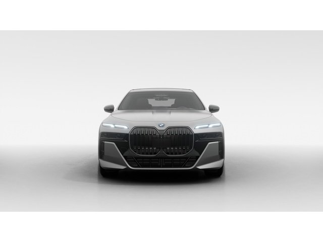 New 2026 Frozen Pure Grey Metallic BMW 750e xDrive image 3