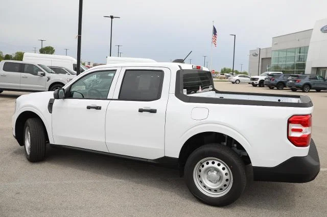 New 2026 Oxford White Ford XL image 8