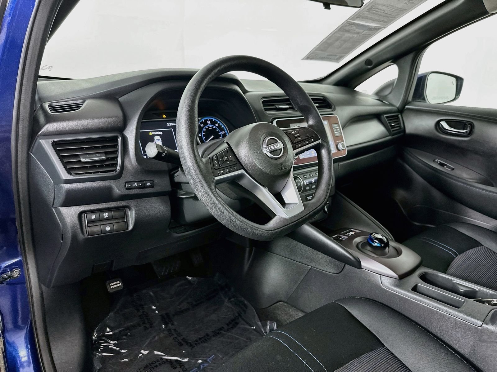 Used 2023 Deep Blue Pearl Nissan S image 10