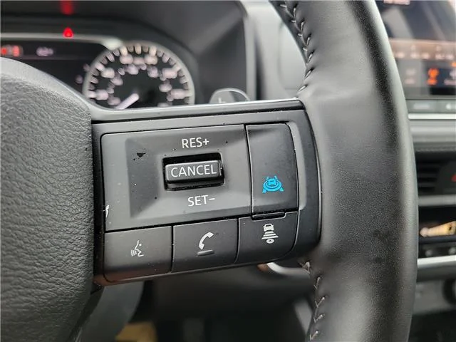 Used 2026 Black Nissan  image 19
