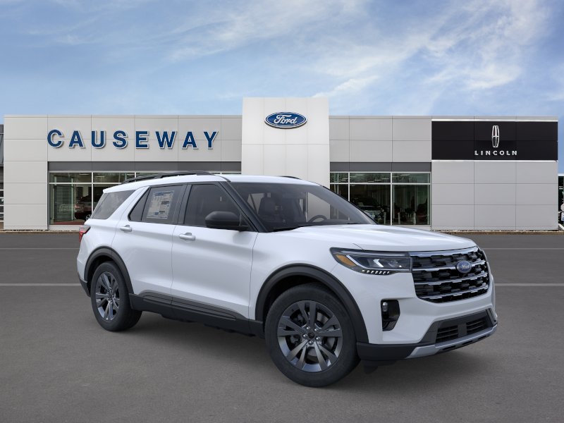 New 2026 Space White Metallic Ford Active image 7