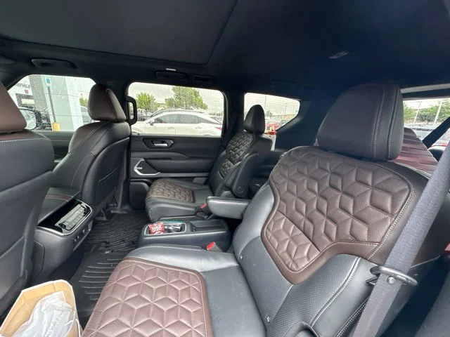 2025 Nissan Armada Platinum - Photo 9