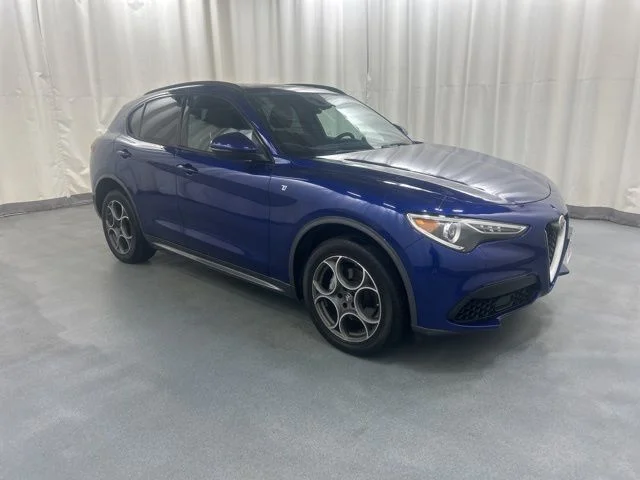 2023 Alfa Romeo Stelvio Ti AWD's photo