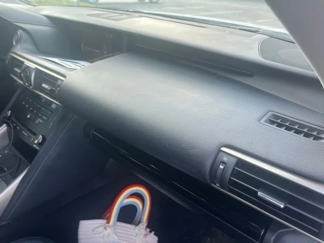 Used 2018 White Lexus 300 image 23