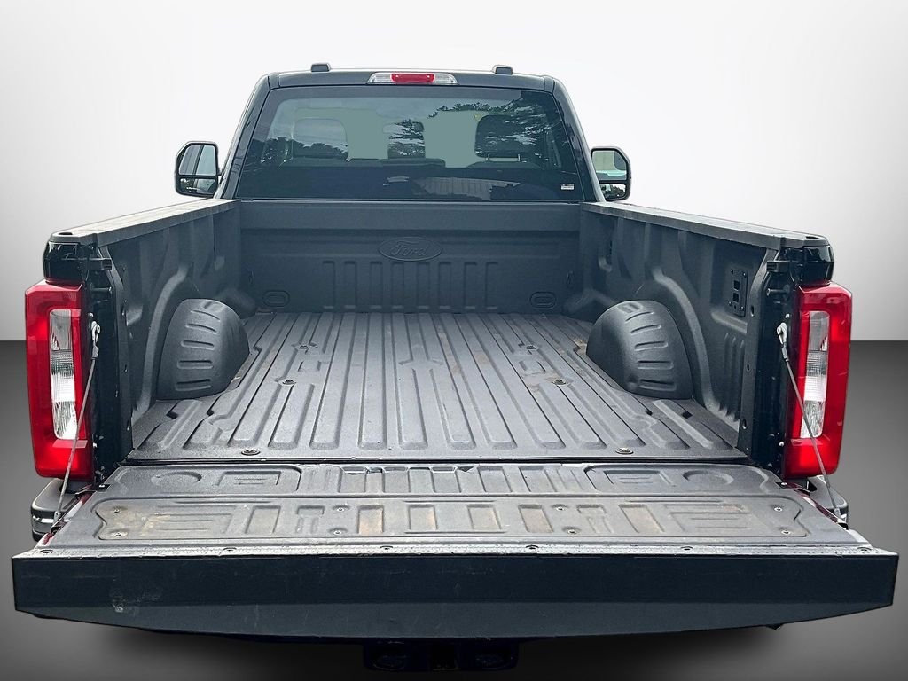 Used 2025 Black Ford XL image 9
