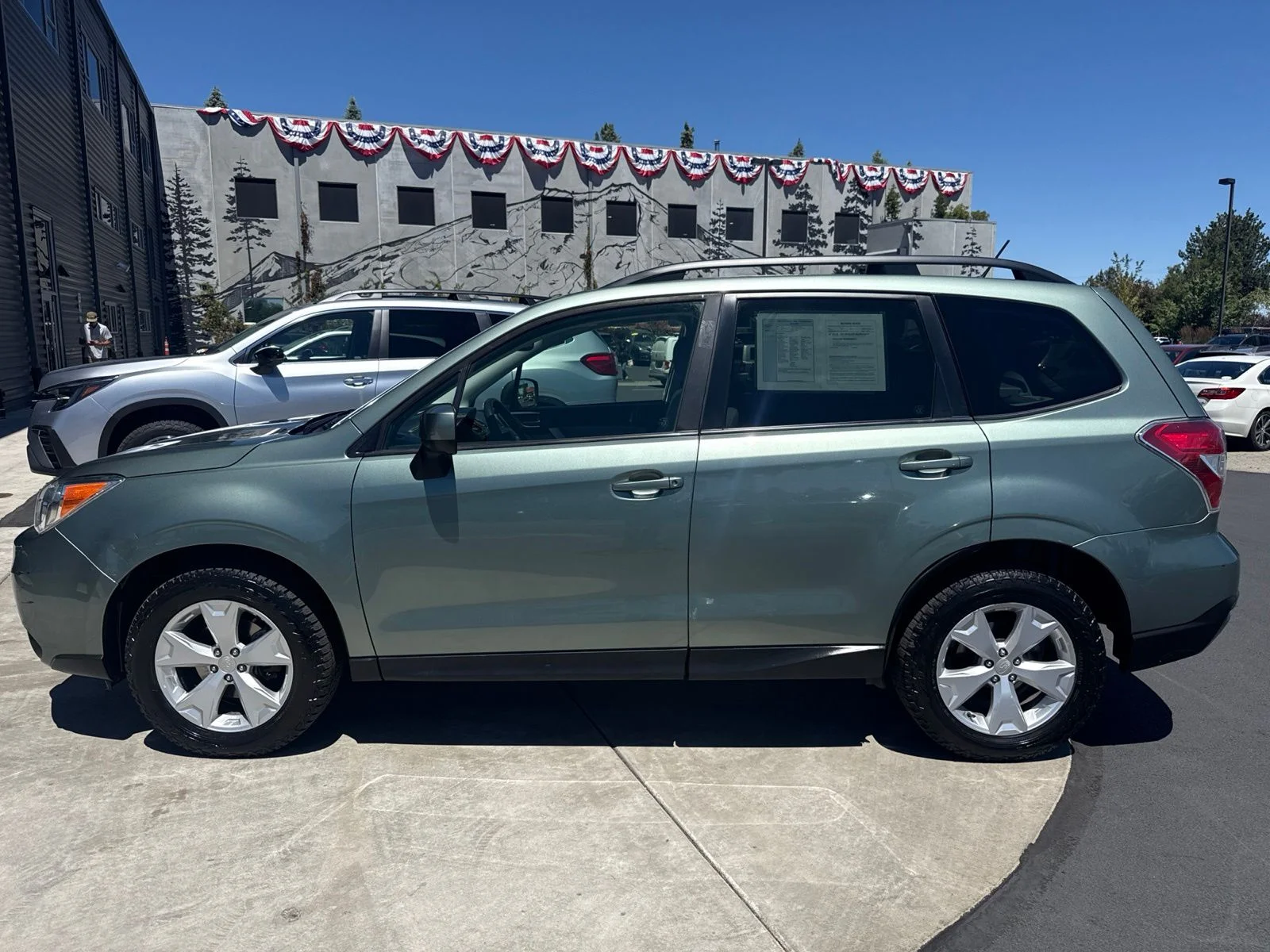 Used 2015 Green Metallic Subaru 2.5i Premium image 8