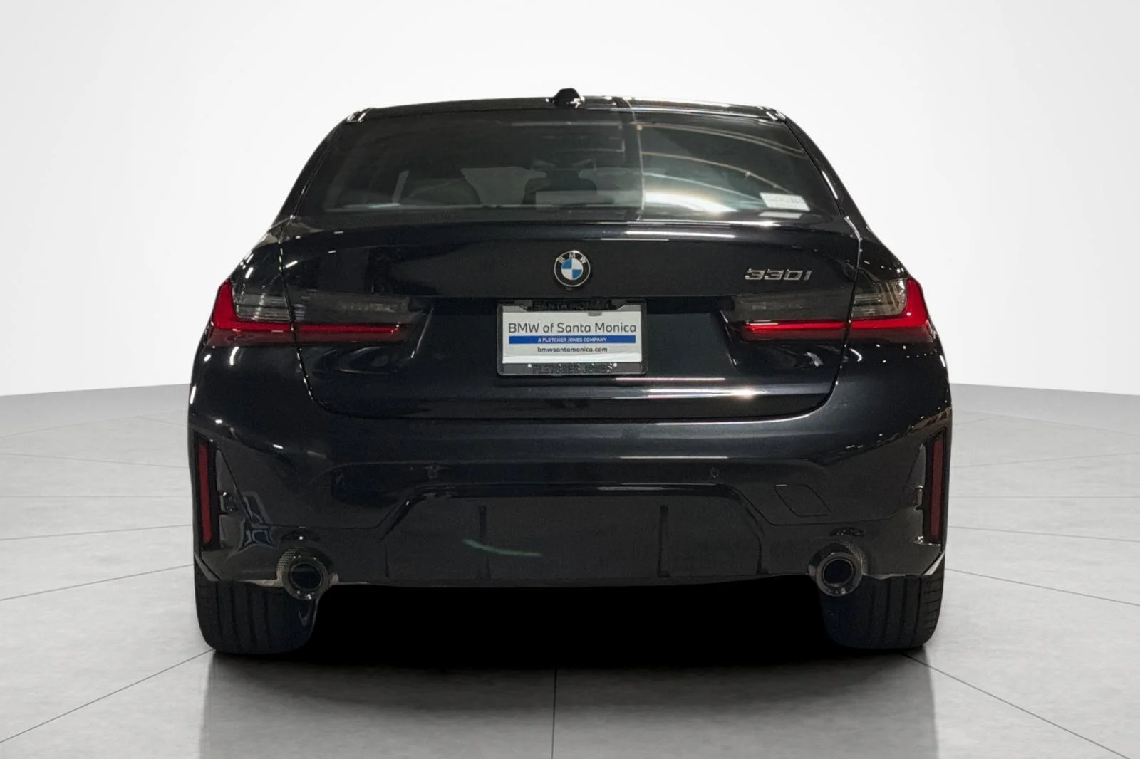 New 2026 Black Sapphire Metallic BMW 330i NA image 4