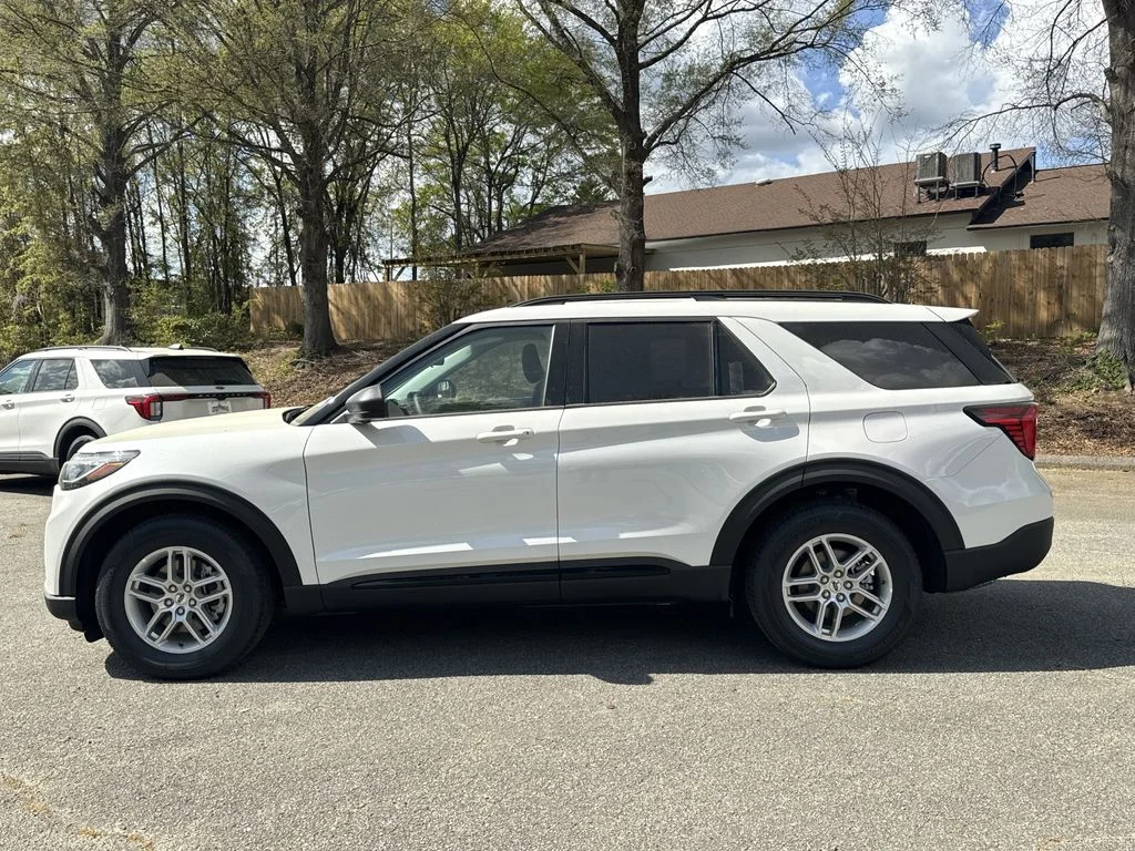 New 2026 White Ford Active image 4