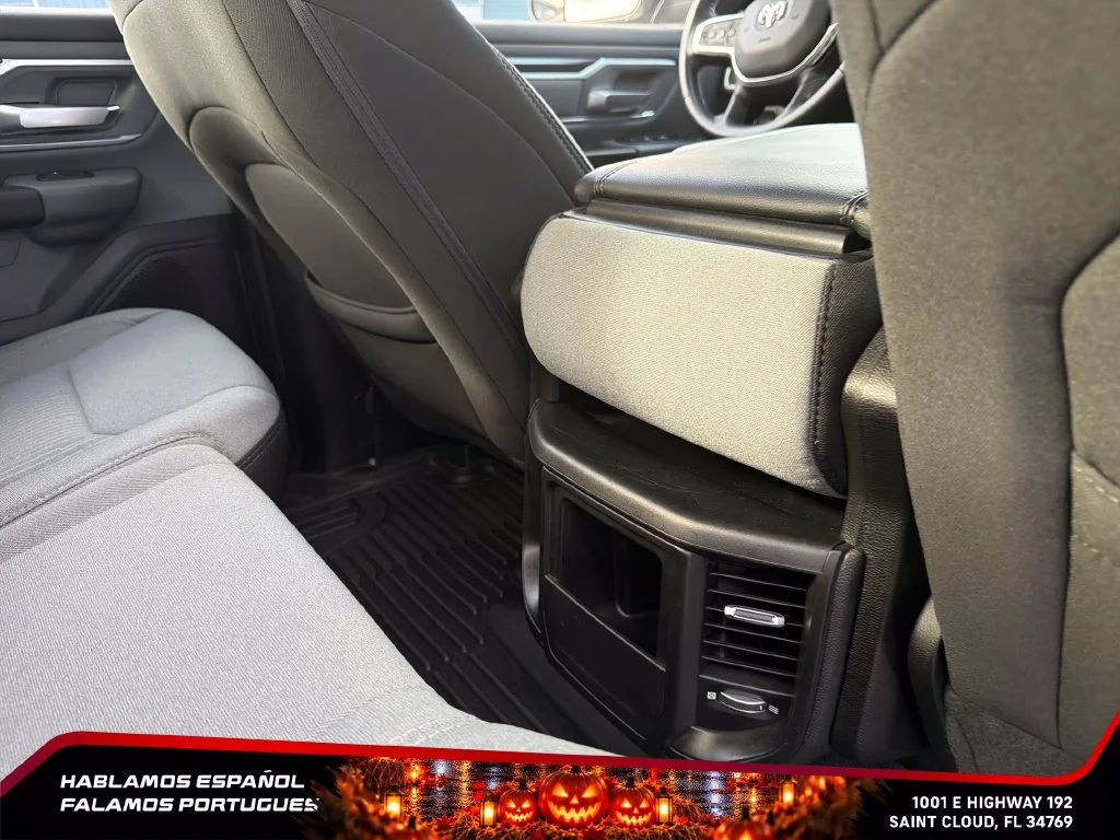 Used 2021 White Ram Big Horn image 29