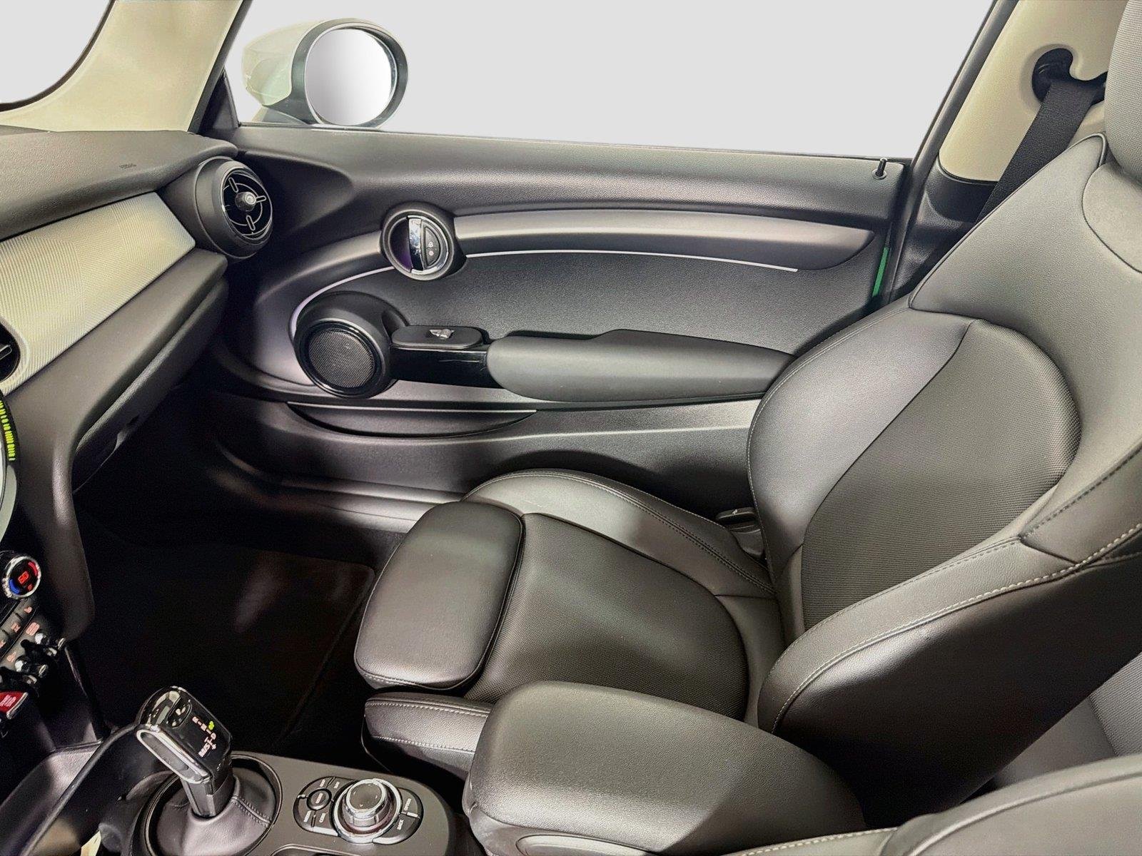 Used 2024  MINI Cooper S image 23