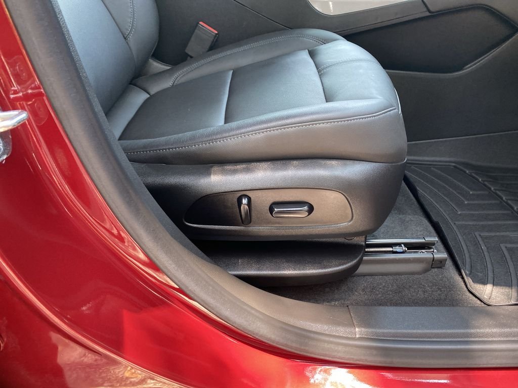 Used 2020 Cajun Red Tintcoat Chevrolet LT image 34
