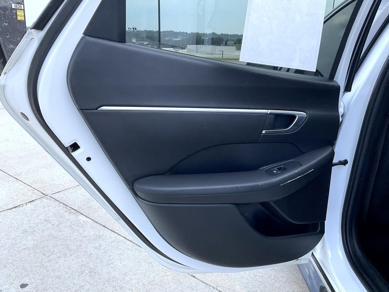 Certified Used 2023 White Hyundai SEL image 17