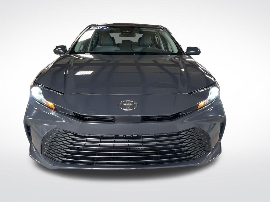 Certified Used 2025  Toyota LE image 8