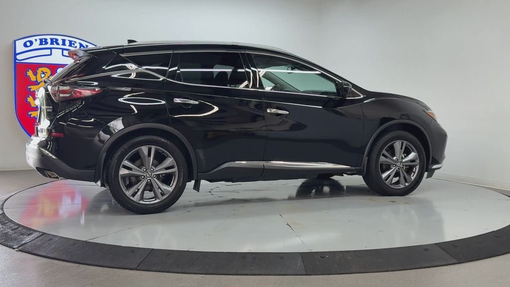 Used 2020 Super Black Metallic Nissan Platinum image 4