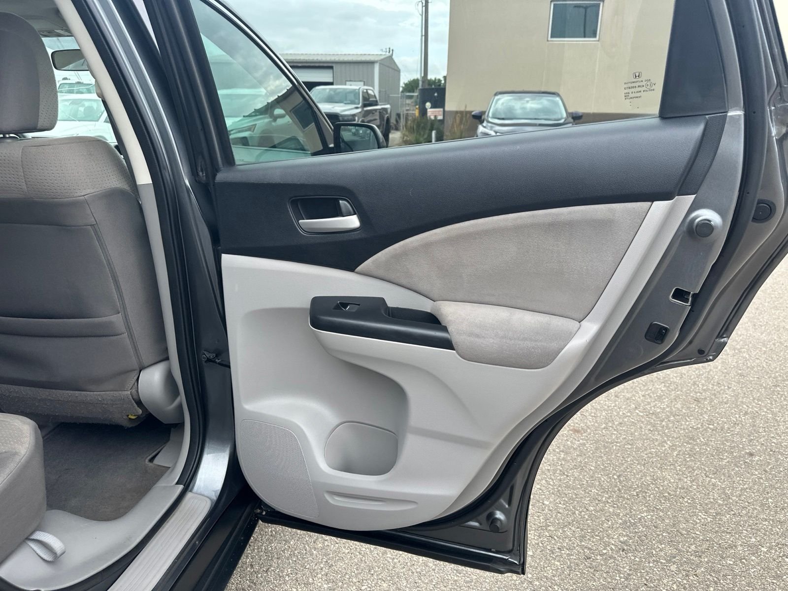 Used 2014  Honda EX image 29