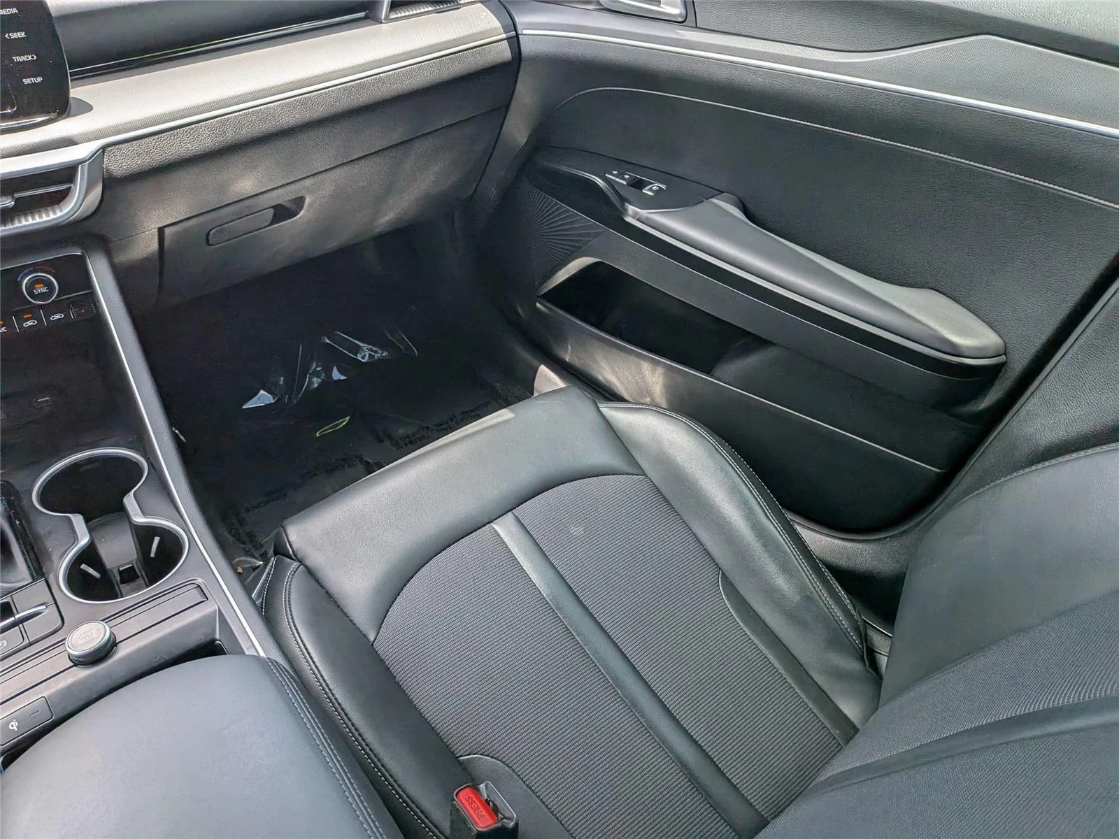 Used 2023 Black Kia GT-Line image 17