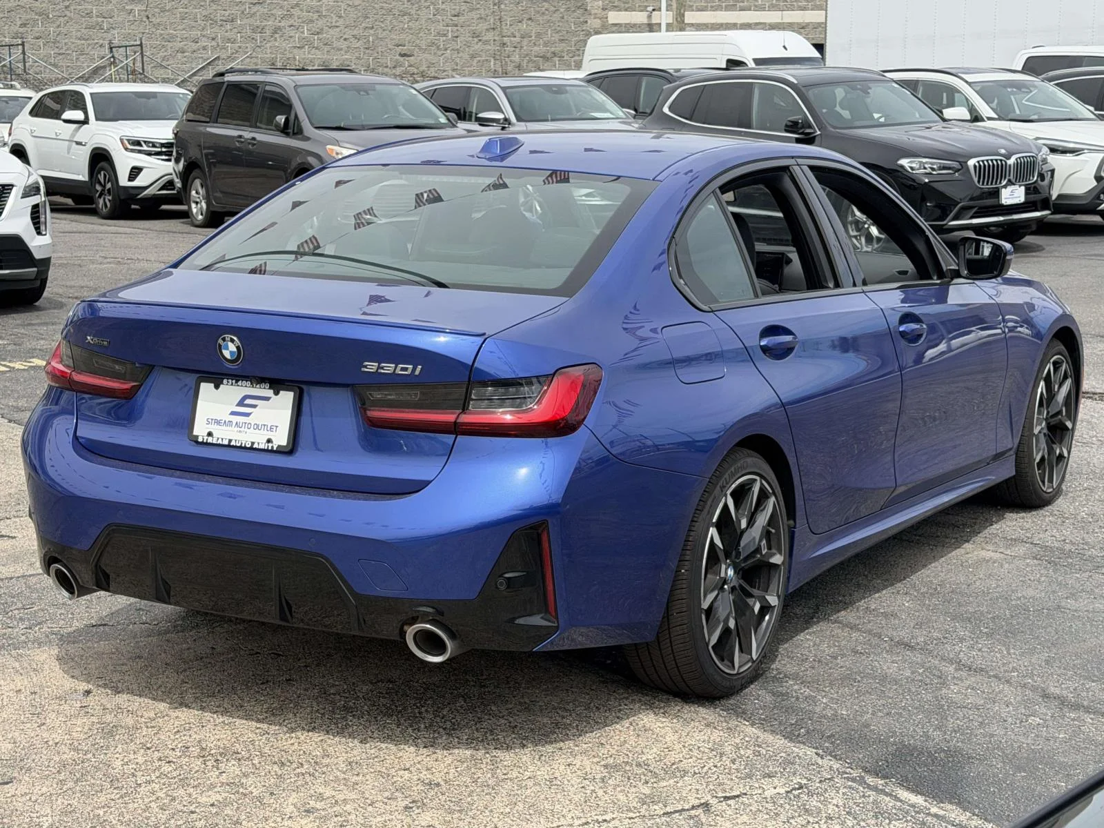 2026 BMW 3 Series 330i - Photo 7