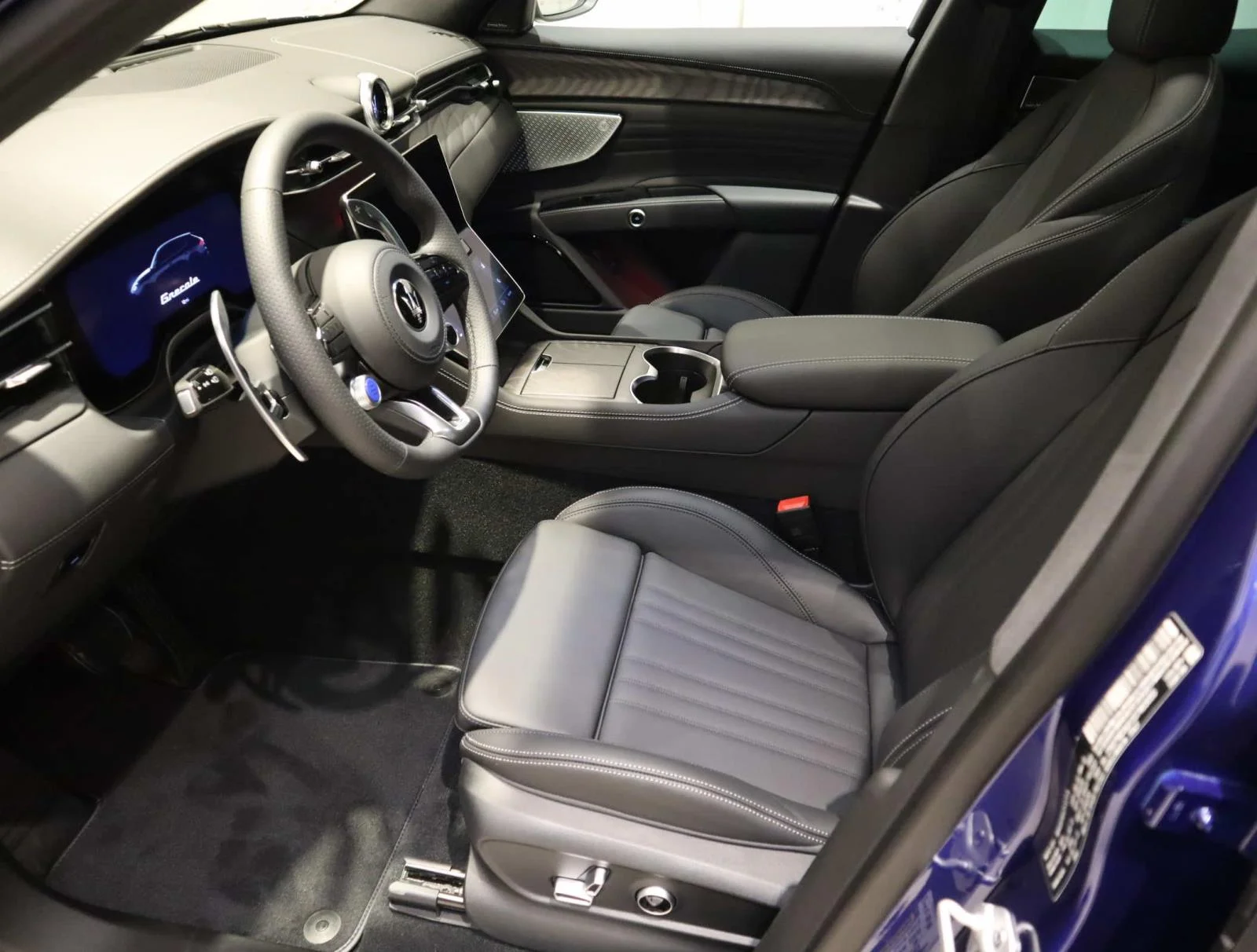 New 2025 Blu Modena Metallic Maserati AWD image 23