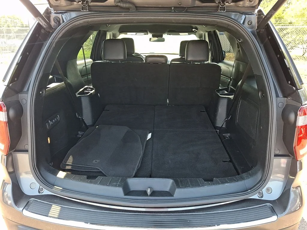 Certified Used 2018 Magnetic Ford Limited image 31