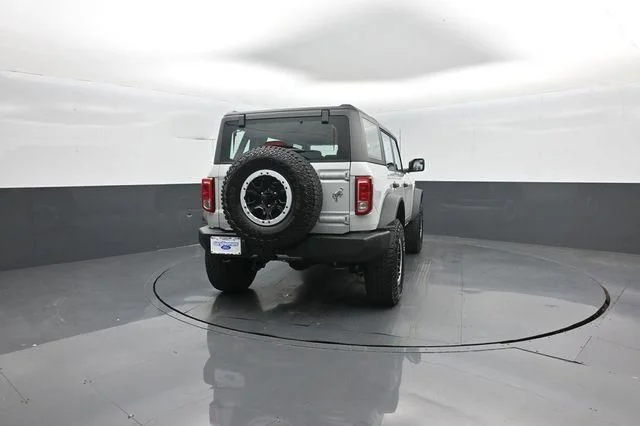 New 2026 Avalanche Gray Ford Base image 7