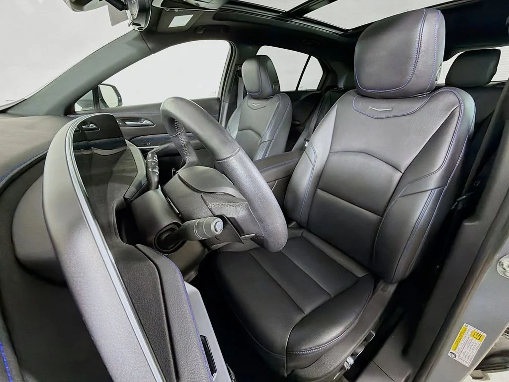 2024 Cadillac XT4 Sport - Photo 12