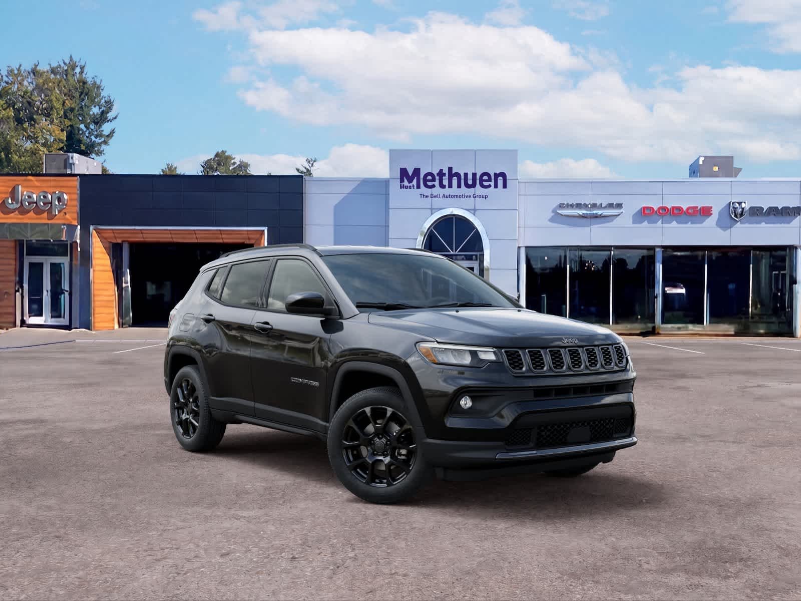 New 2026 Diamond Black Crystal Pearlcoat Jeep Latitude Altitude image 5