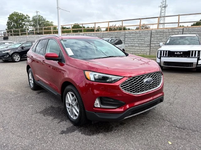 Used 2023 Red Metallic Ford SEL image 8