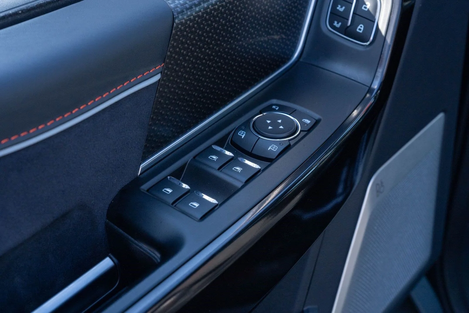 Used 2024 Carbonized Gray Metallic Ford Raptor R image 18