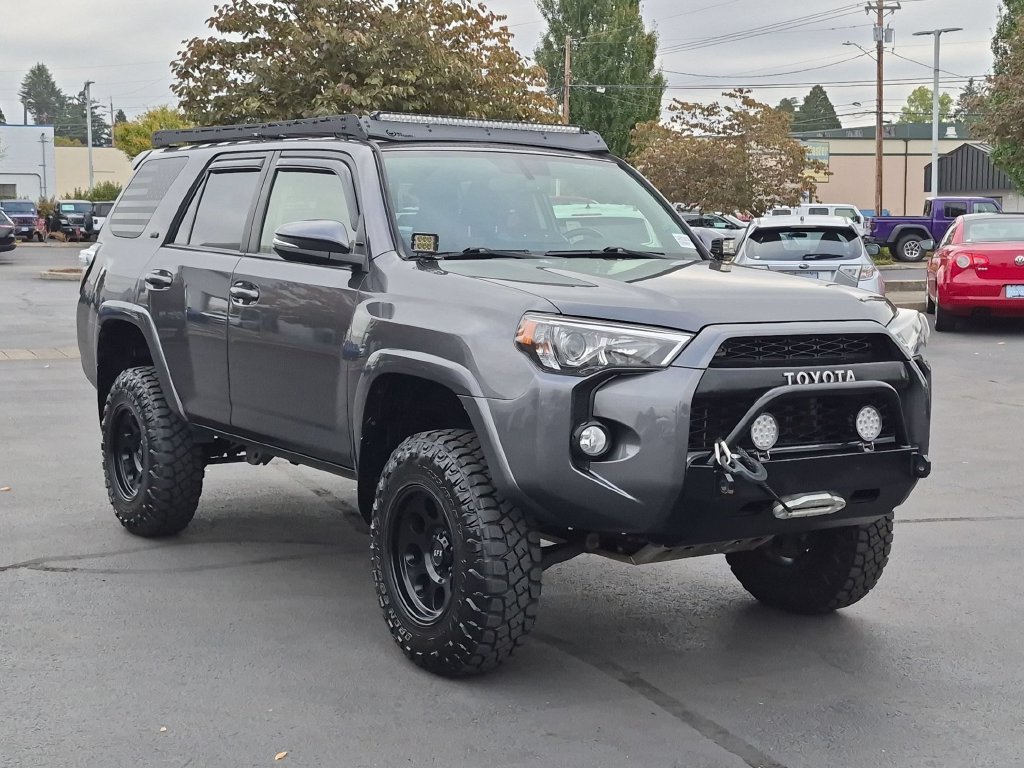 Used 2019 Gray Toyota SR5 Premium image 8