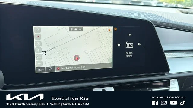 New 2026 White Kia Wind image 16