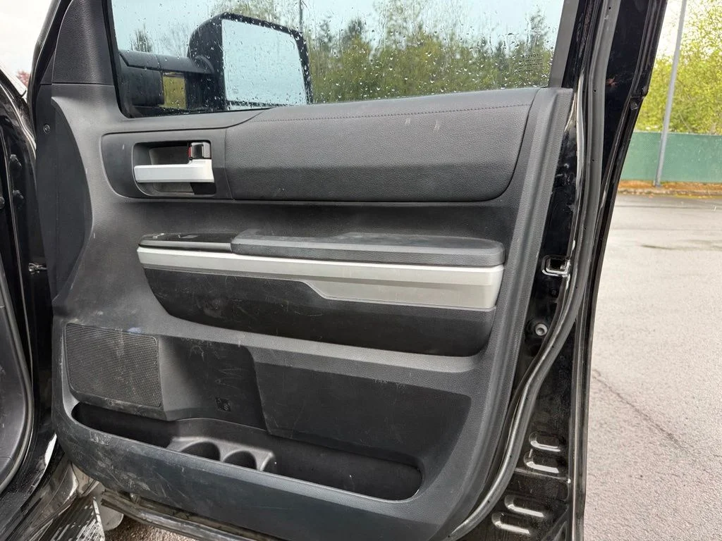 Used 2017 Black Toyota SR5 image 22