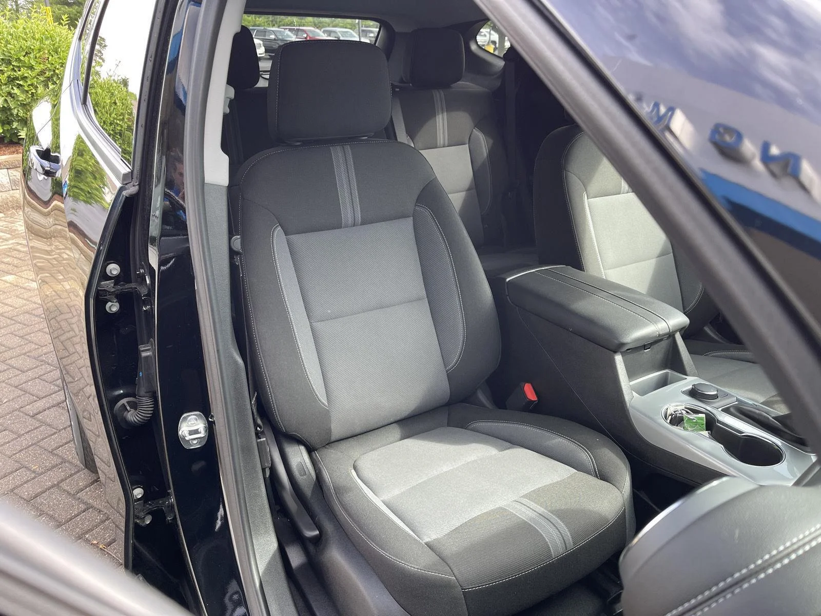 Used 2024 Black Chevrolet 2LT image 32
