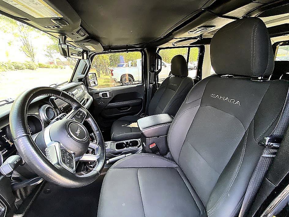 Used 2022 Black Clearcoat Jeep Unlimited Sahara image 11