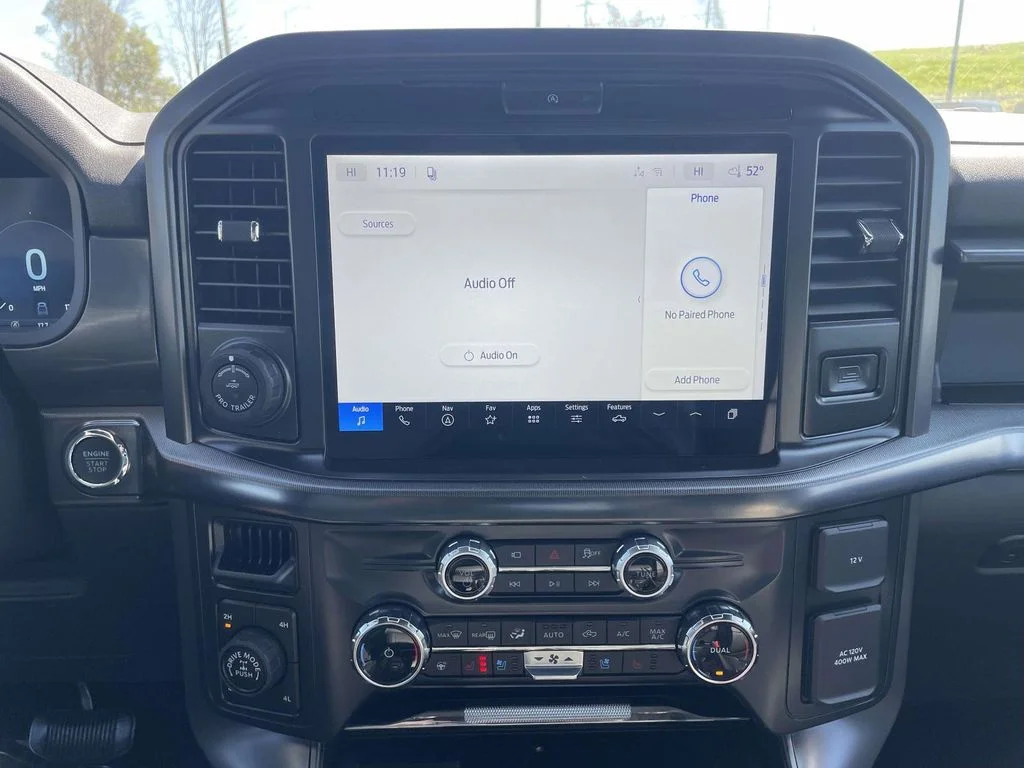 New 2026 Oxford White Ford Lariat® image 22