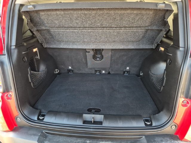 Used 2017 Red Jeep Latitude image 25