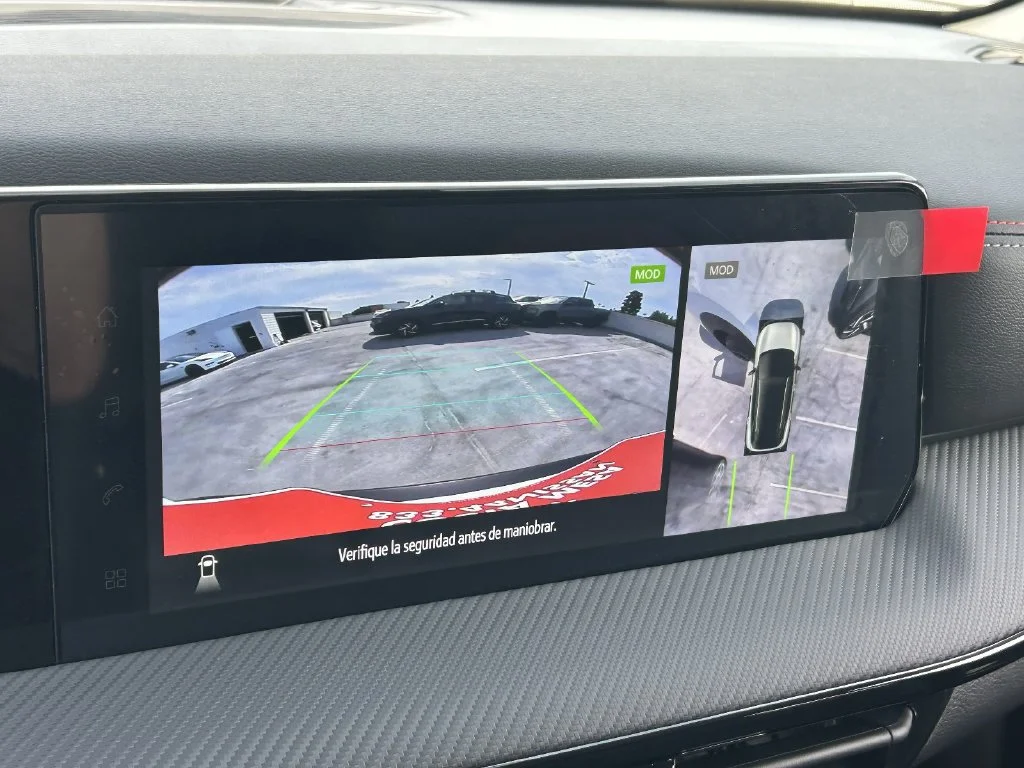 New 2026 Aspen White TriCoat / Super Black Two-tone Nissan SR image 15