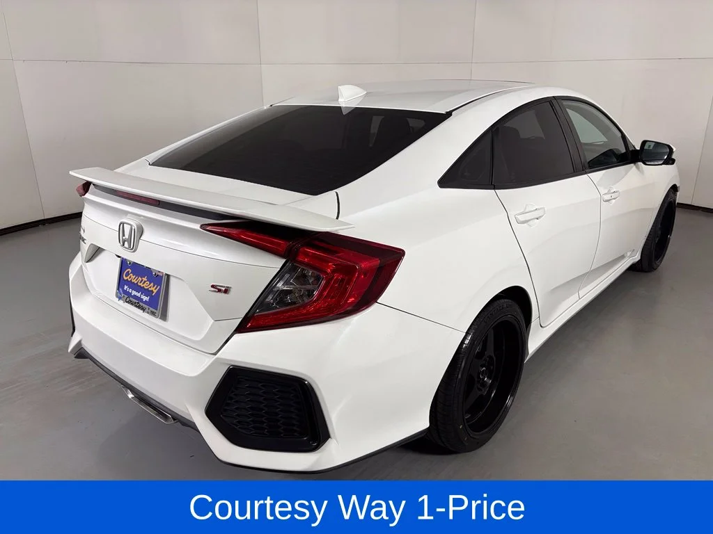 Used 2018 White Honda Si image 10