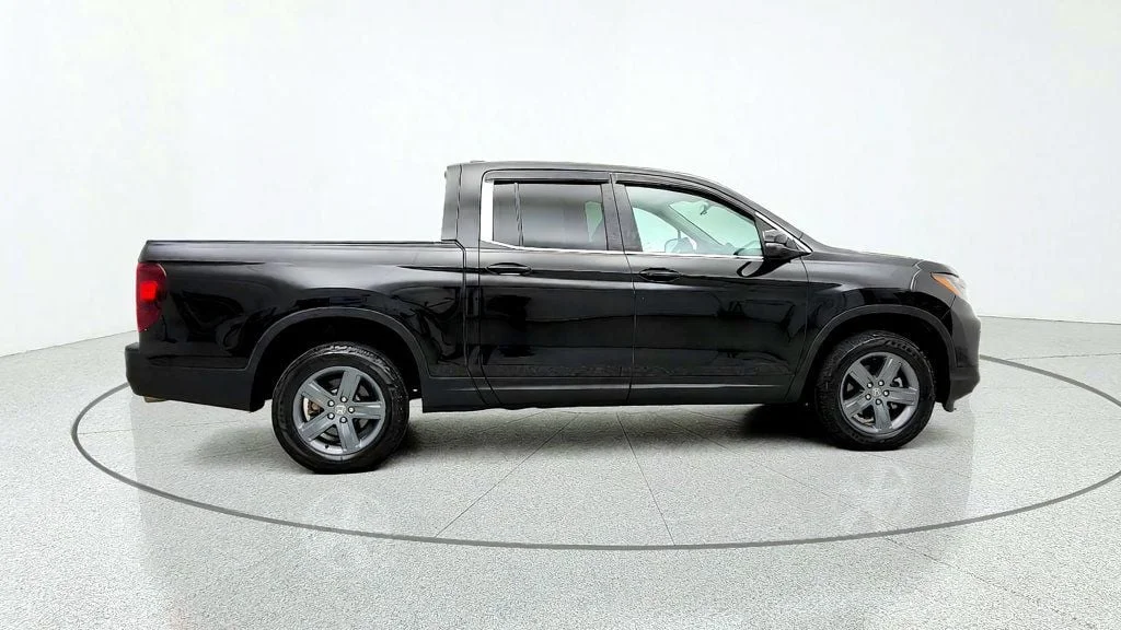 Used 2023 Crystal Black Pearl Honda RTL AWD image 4