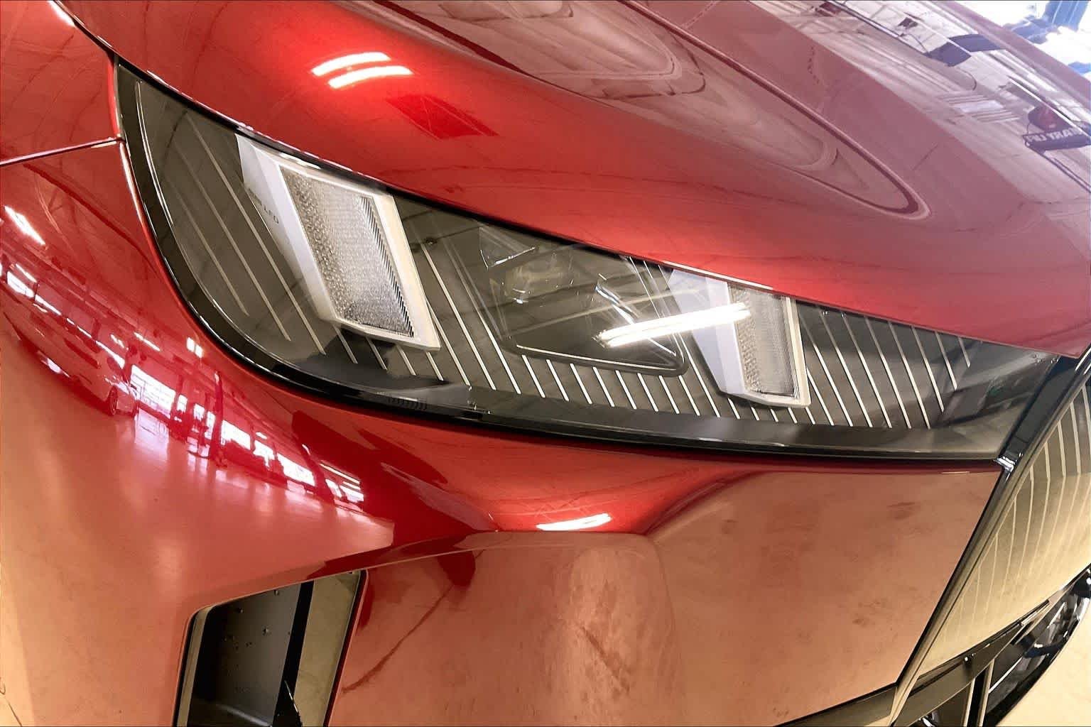 New 2026 Aventurin Red Metallic BMW xDrive60 image 13