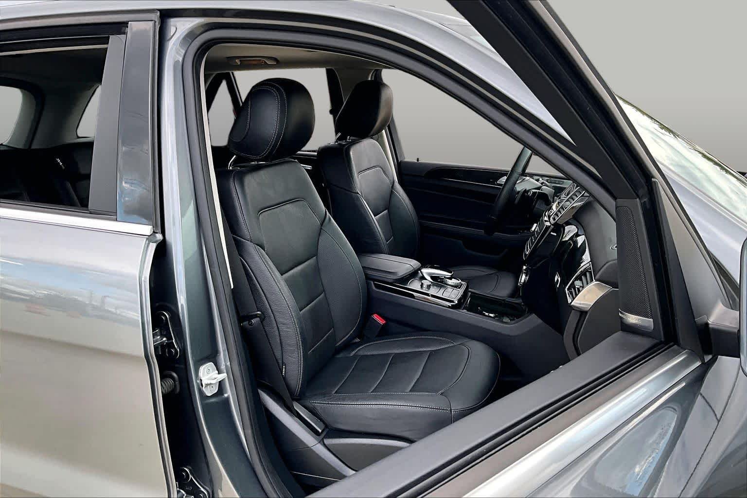 Used 2018 Selenite Grey Metallic Mercedes-Benz GLE 350 image 9