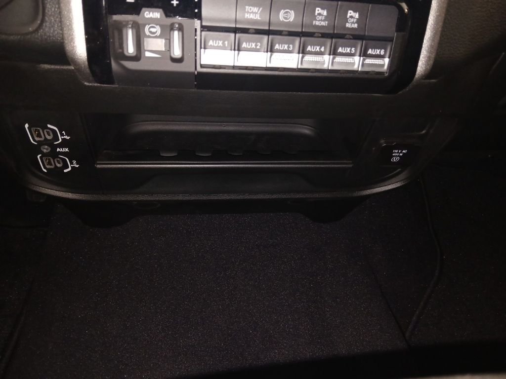 2026 RAM 3500 Tradesman - Photo 25